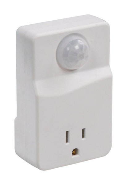 Control de luz enchufable con activación por movimiento Amertac White (paquete de 1) - Oferta de la semana