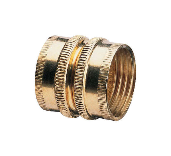 Conector de manguera giratorio hembra con rosca de latón de 3/4 pulg. de Gilmour