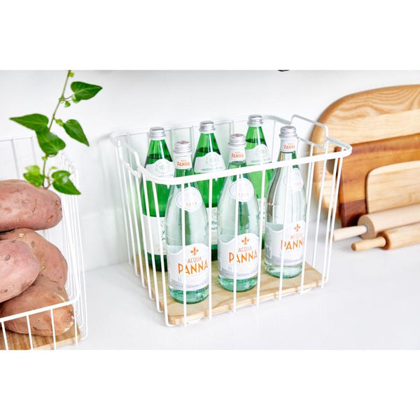 BASKET W/HANDLES BWN/WHT