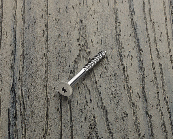 Tornillos de fascia de cabeza plana Starborn Deckfast n.° 9 x 1-7/8 pulg. de largo, color gris, paquete de 100 (caja abierta)