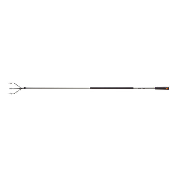 Fiskars 3 Tine Aluminum Cultivator Aluminum Handle