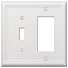 Placa de pared con interruptor basculante/de palanca de acero estampado de 2 unidades Amerelle Chelsea White, paquete de 1
