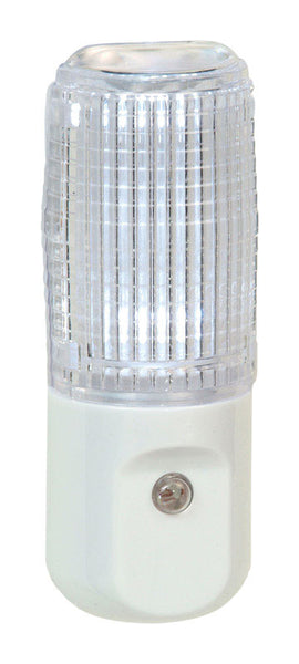 Amertac 71107CC 4.875" X 1.375" X 2" White Clear Lens LED Night Light