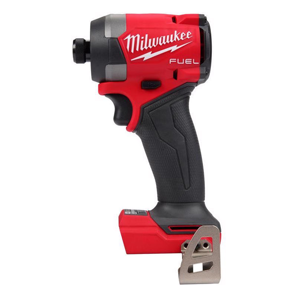 Solo herramienta atornilladora de impacto inalámbrica sin escobillas M18 FUEL de 1/4 pulg. de Milwaukee