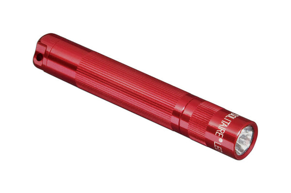 Linterna Maglite Solitaire LED roja de 47 lúmenes con llavero y batería AAA