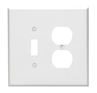 Leviton White 2 gang Thermoset Plastic Duplex/Toggle Wall Plate 1 pk