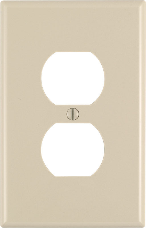 Leviton Midway Ivory 1 gang Nylon Duplex Outlet Wall Plate 1 pk
