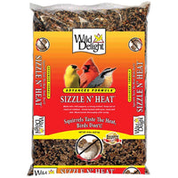 Wild Delight Sizzle N Heat Songbird Wild Bird Food Sunflower Kernels 14 lb.