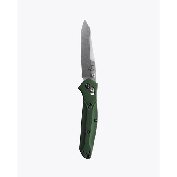 Cuchillo plegable Benchmade verde de acero S30V de más de 6 pulg.