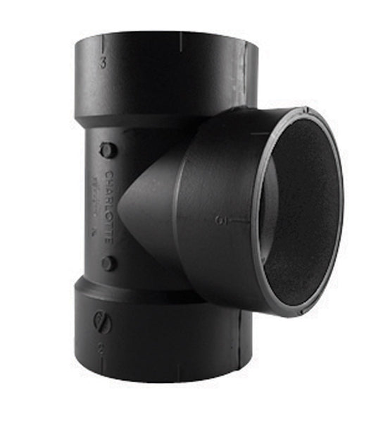Tubo Charlotte Pipe con conexión en T de ABS de 1-1/2 pulg. de diámetro y 1-1/2 pulg. de centro