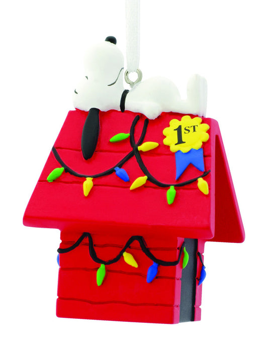Hallmark  Multicolored  Snoopy On Doghouse  Ornament