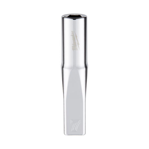 Dado profundo de 6 puntas métrico de 7 mm x 1/4 pulg. de Milwaukee, 1 pieza